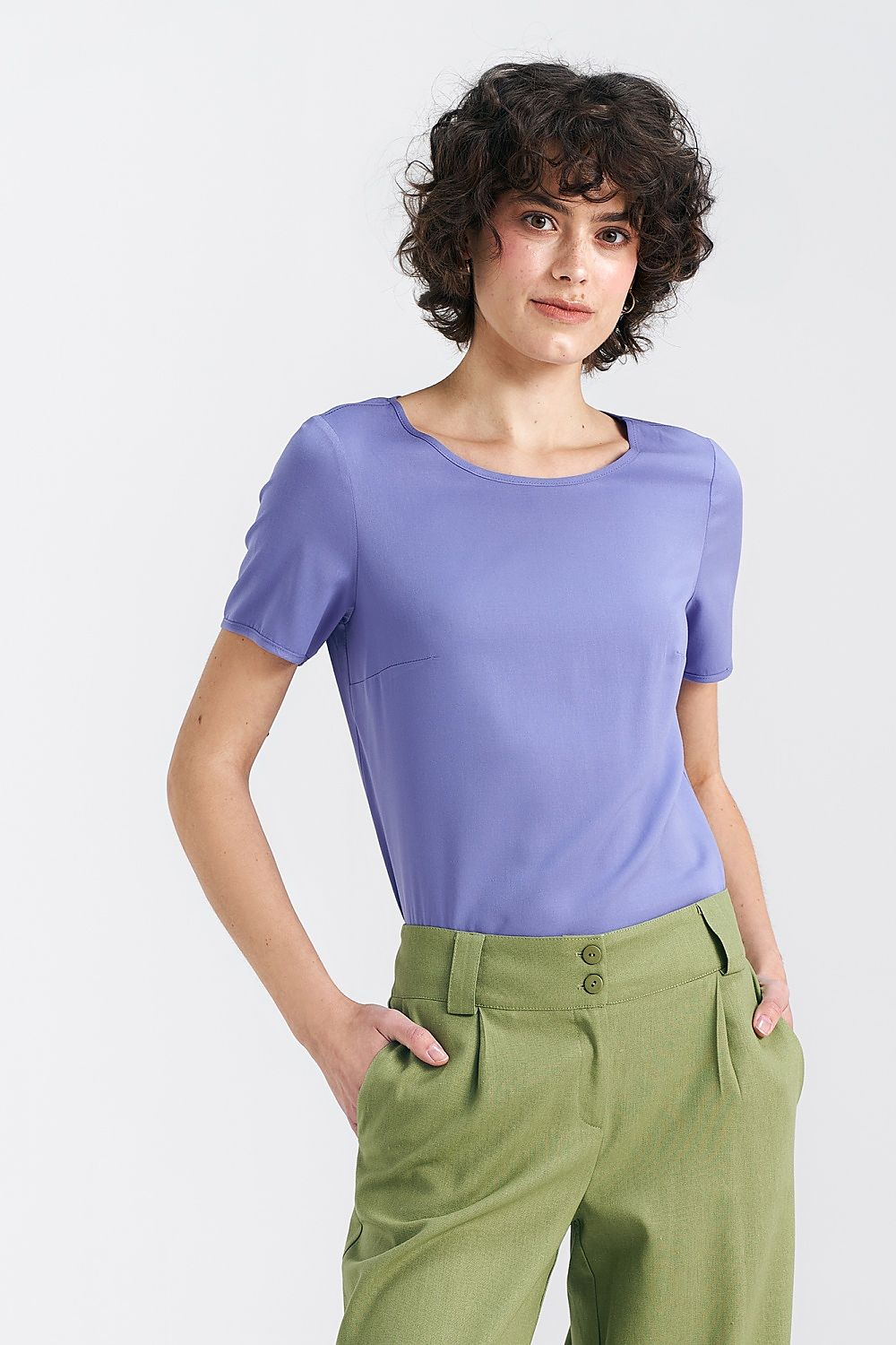 Blouse model 193804 Violet by Nife - Blouses