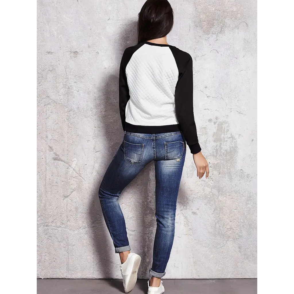 Sweatshirt model 35705 Beige by Infinite You - Sweatshirts