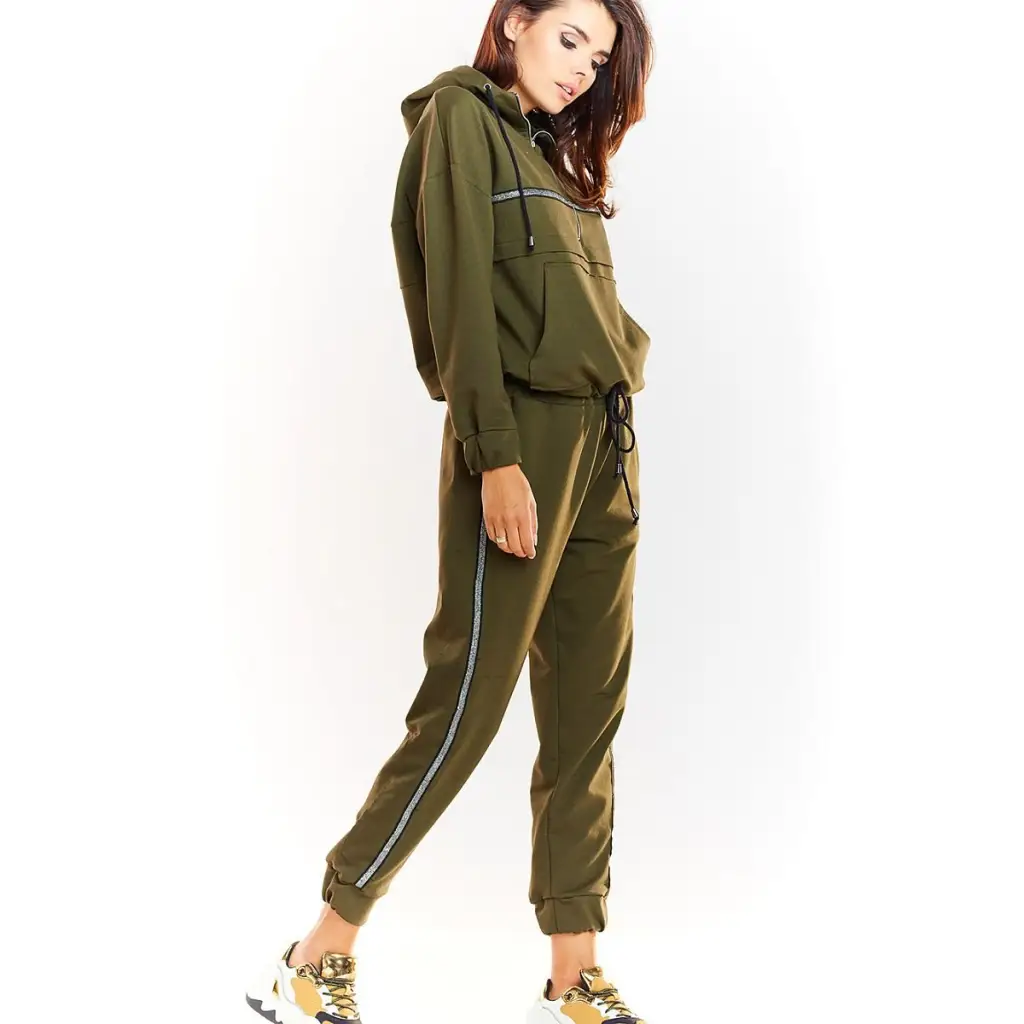 Tracksuit trousers model 139599 Green by Infinite You -