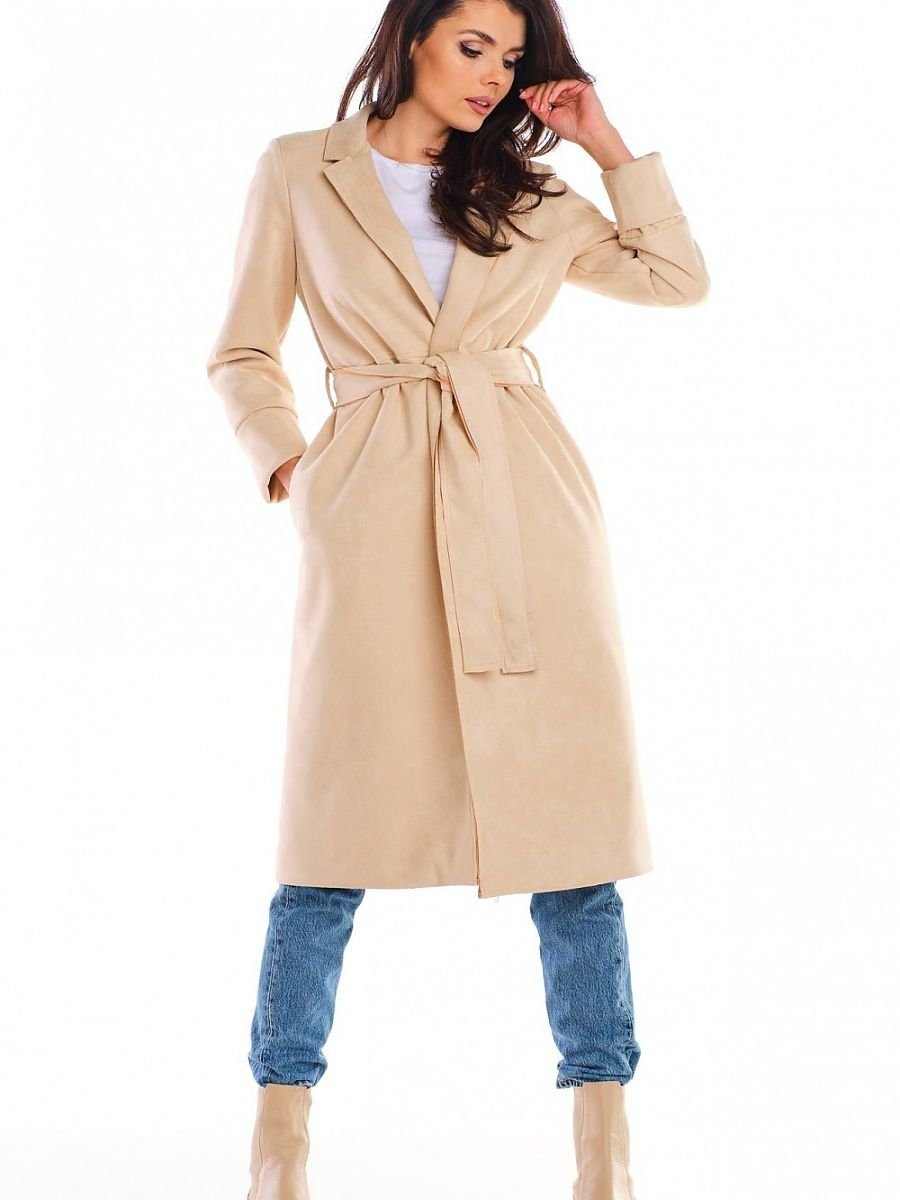 Coat model 158741 Beige by awama - Coats