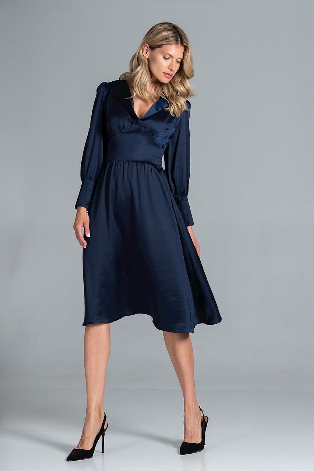 Daydress model 157516 Navy Blue by Figl - Midi Dresses