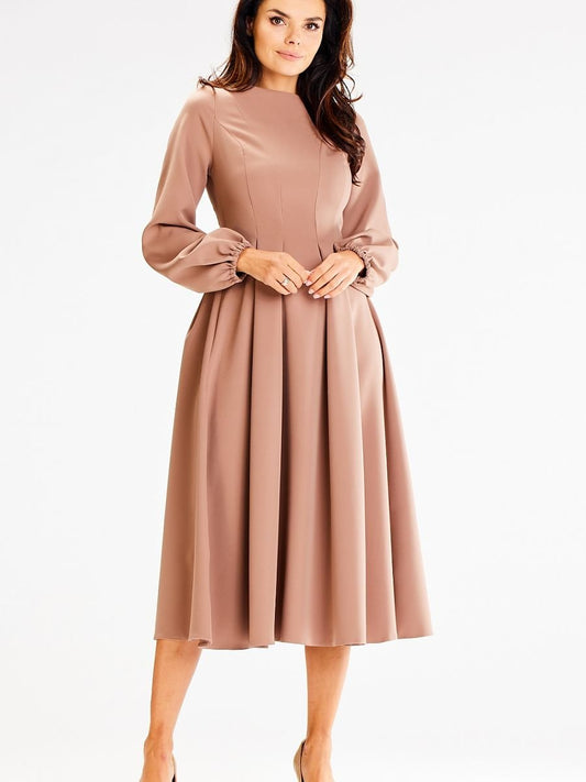 Daydress model 187177 Beige by awama - Midi Dresses