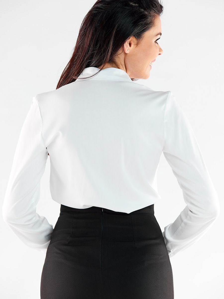 Long sleeve shirt model 173917 White by awama - Shirts