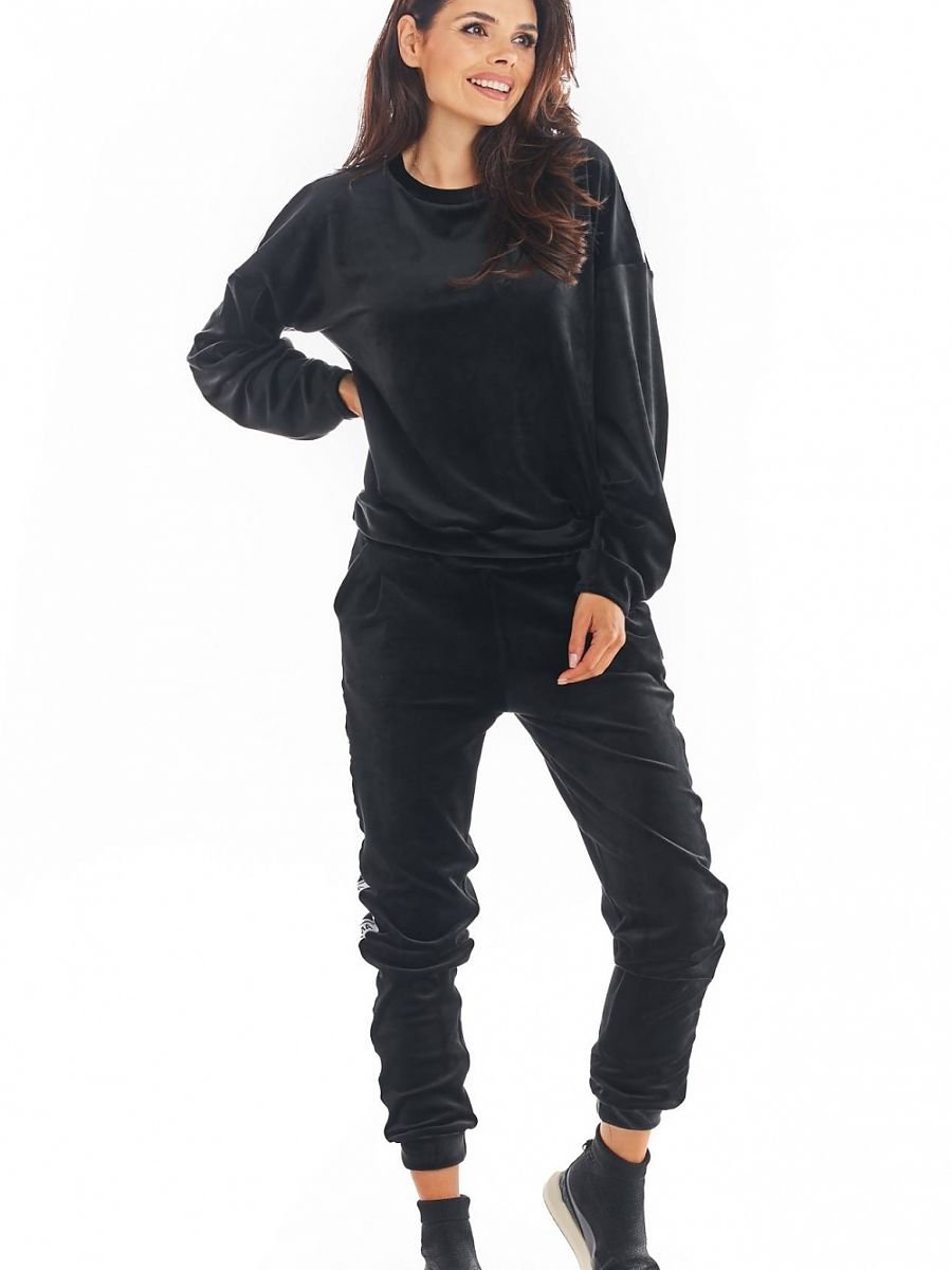 Sweatshirt model 149767 Black by awama - Sweatshirts