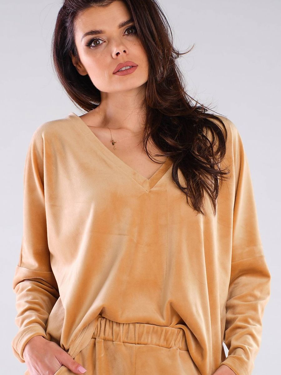 Sweatshirt model 155457 Beige by awama - One Size -