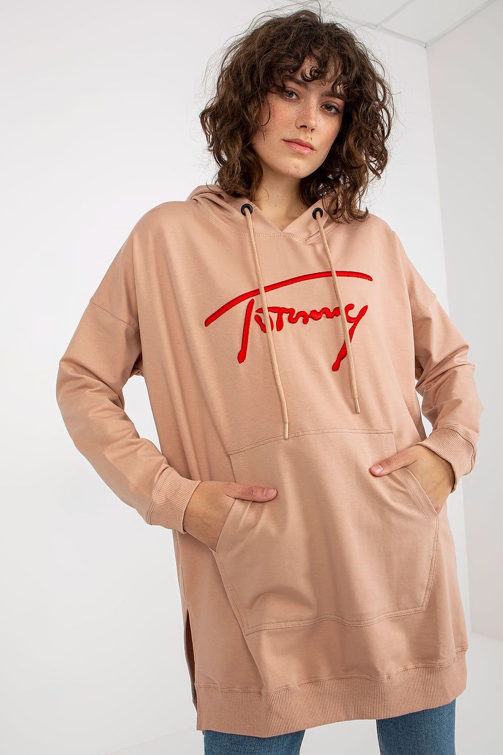 Sweatshirt model 206016 Beige by Factory Price - One Size